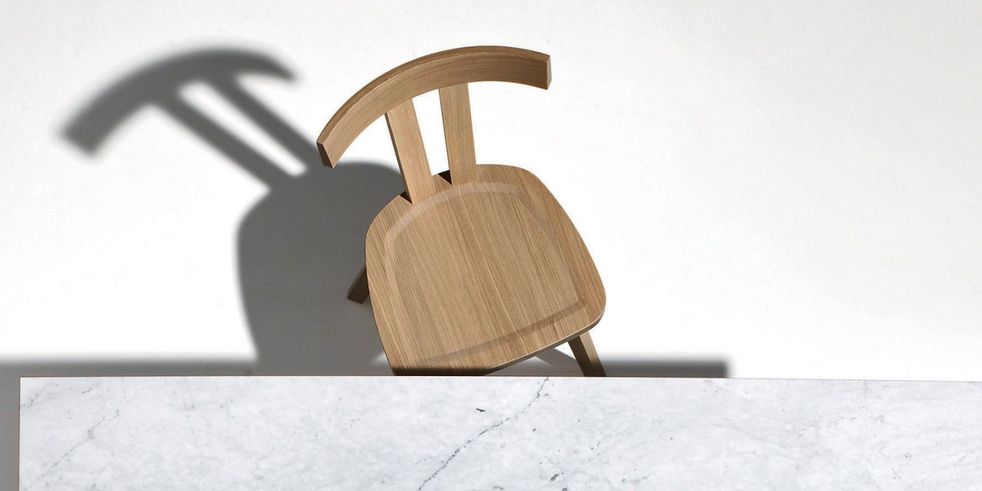 15 современных стульев из дерева
