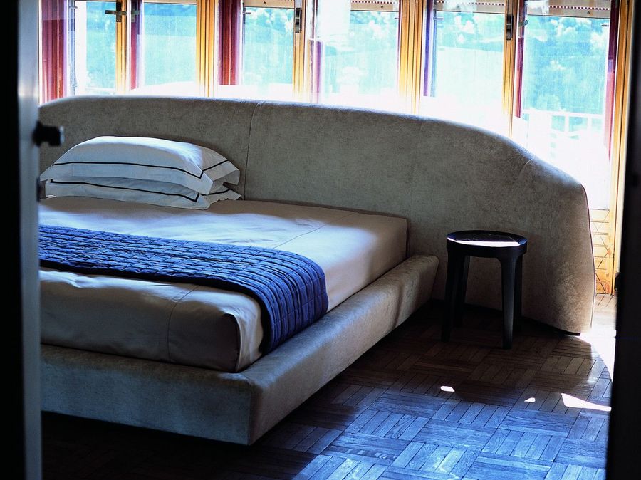 Двухспальная кровать FlexForm Swoon