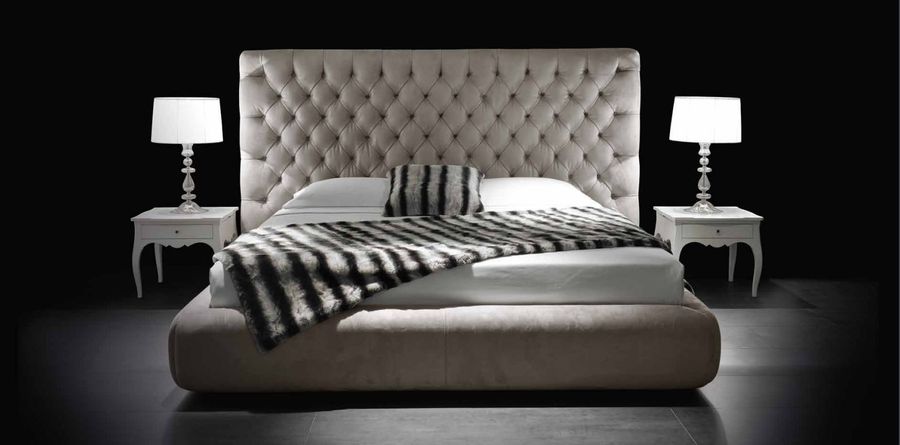 Современная кровать Valmori Paris