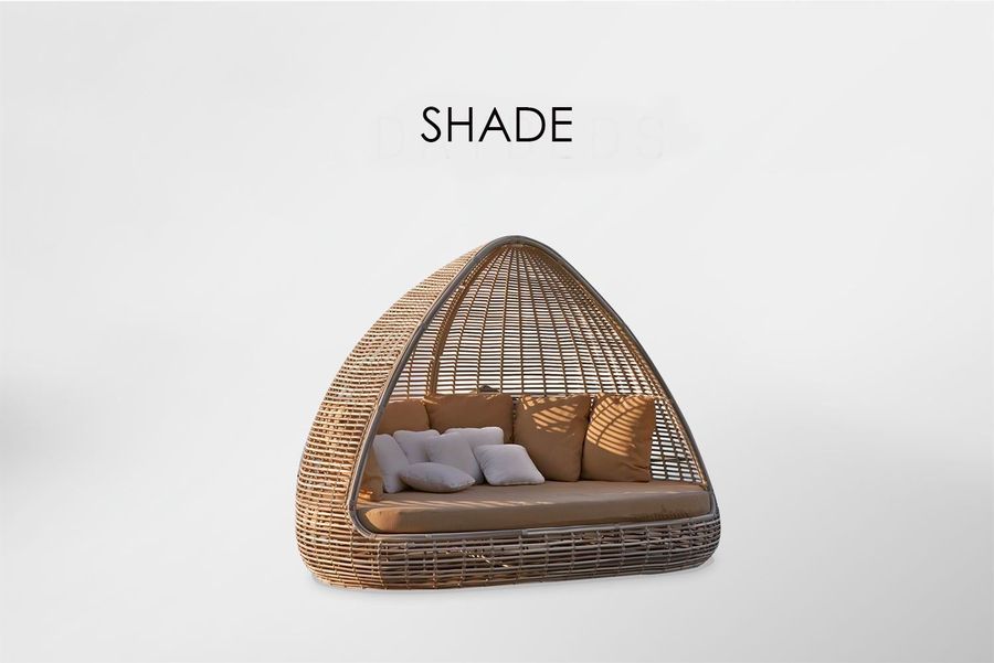 Кровать с плетеным балдахином Skyline Design Shade Daybed