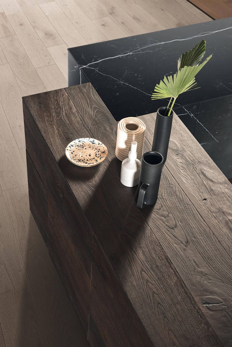 Современная кухня Lago 36e8 Marble XGlass Kitchen