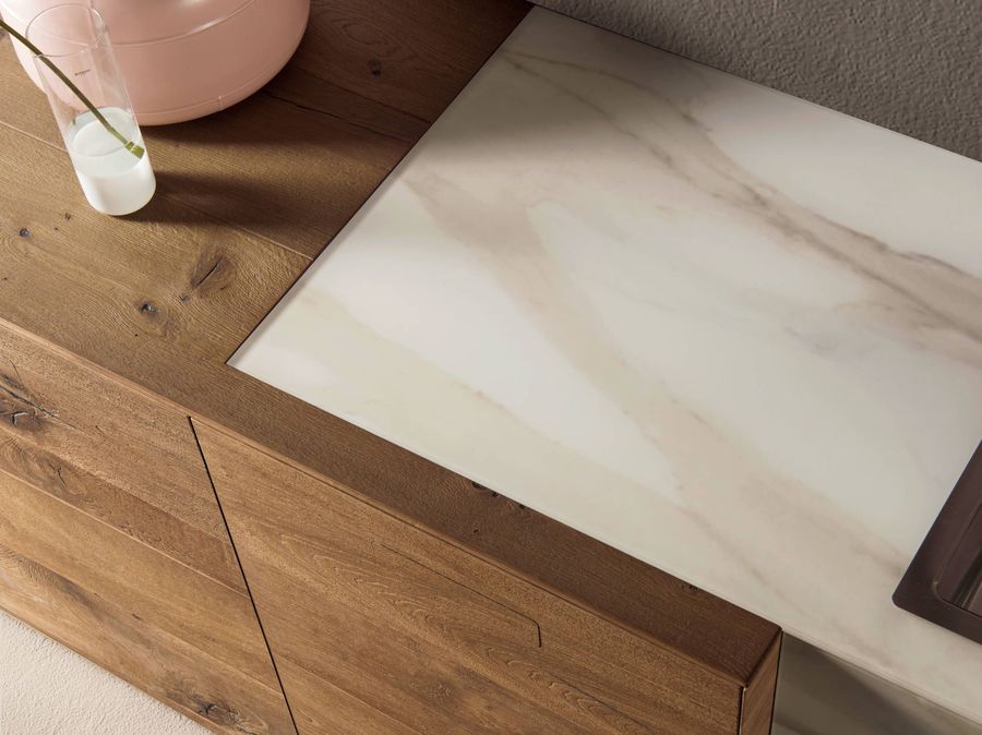 Современная кухня Lago 36e8 Marble XGlass Kitchen