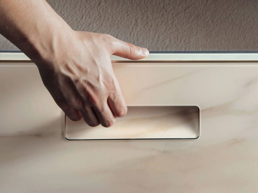 Современная кухня Lago 36e8 Marble XGlass Kitchen