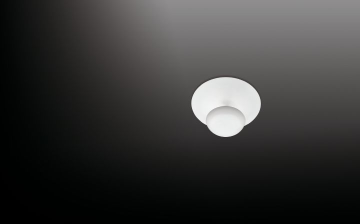Современный потолочный светильник Vibia Funnel 2004, 2005