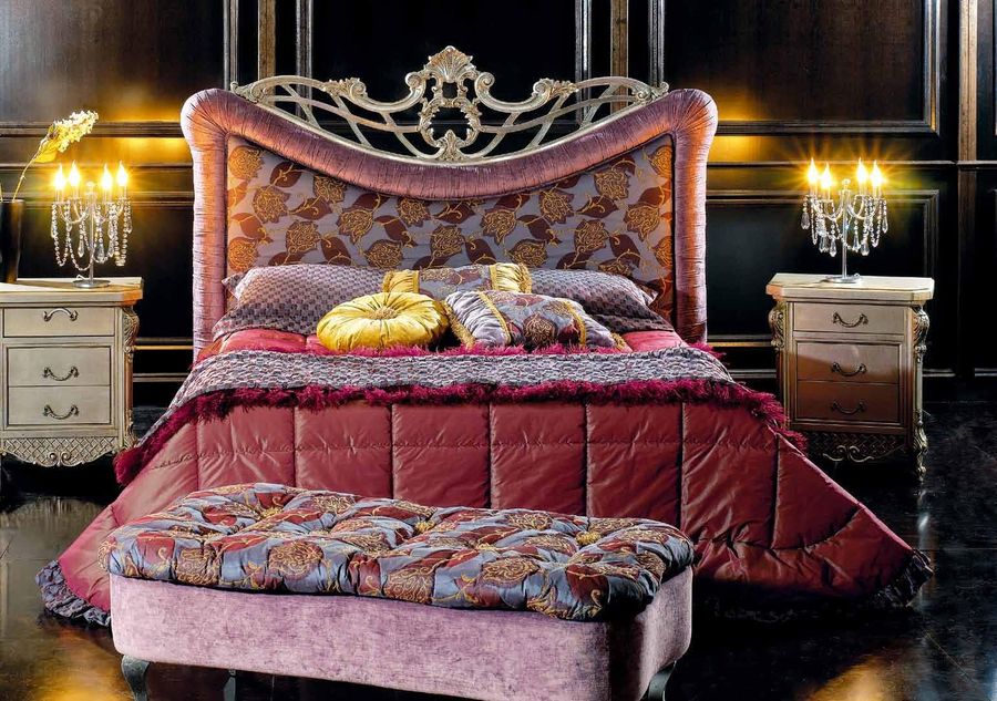 Двуспальная кровать Epoque Kory