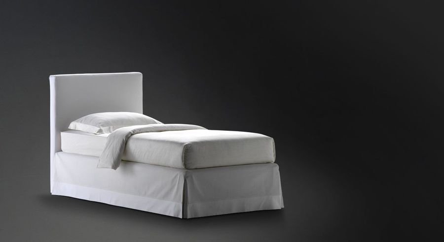 Односпальная кровать Flou Plaza