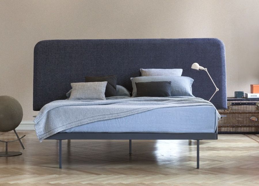 Двуспальная кровать Bonaldo Contrast Bed