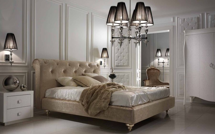 Кровать с высоким изголовьем DV Home Style