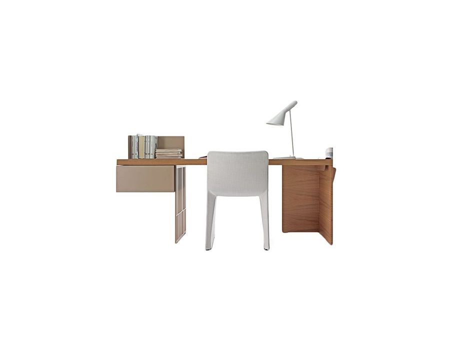 Письменный стол с деревянной отделкой и лаковым покрытием Molteni&C Scriba
