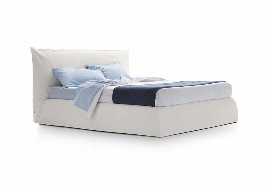 Элегантная кровать Pianca Piumotto