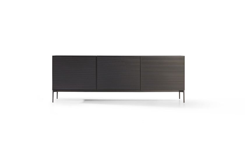 Стильный буфет Bonaldo Ruler