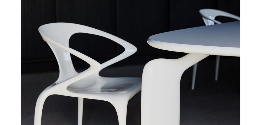 Штабелируемое эко-кресло Roche Bobois Ava
