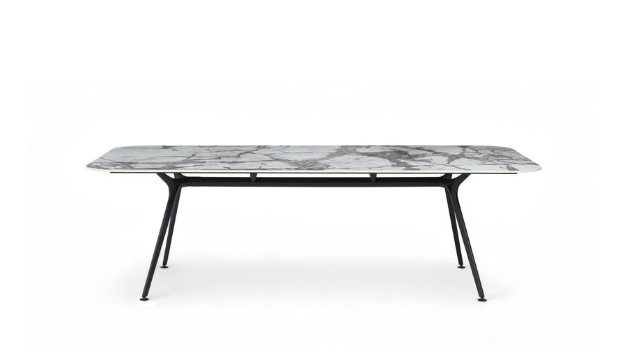 Обеденный стол Roche Bobois Stonehenge