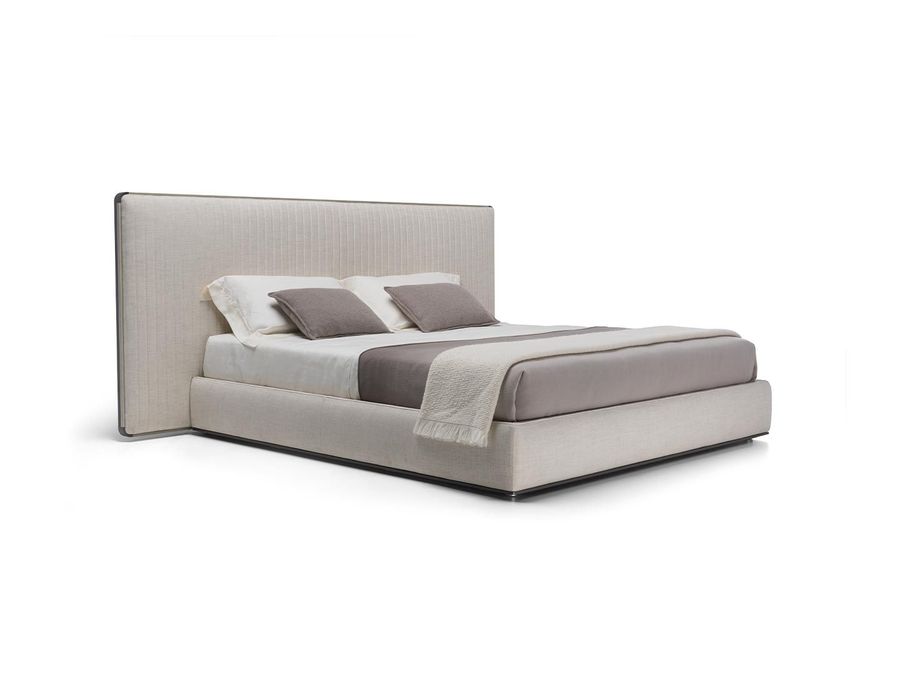 Удобная кровать Molteni&C Ovidio