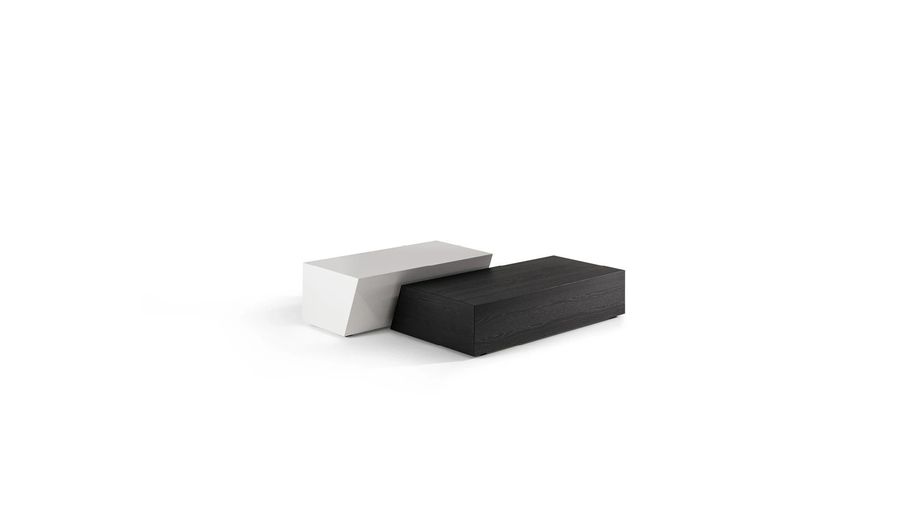 Лаконичный стол Bonaldo Litos