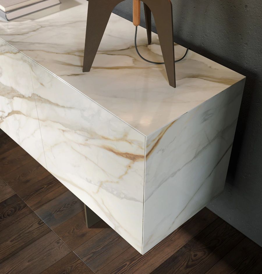 Изящный буфет Tonin Casa Cristalia T8335G