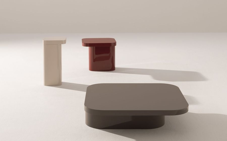 Изящный столик Desiree Kublo