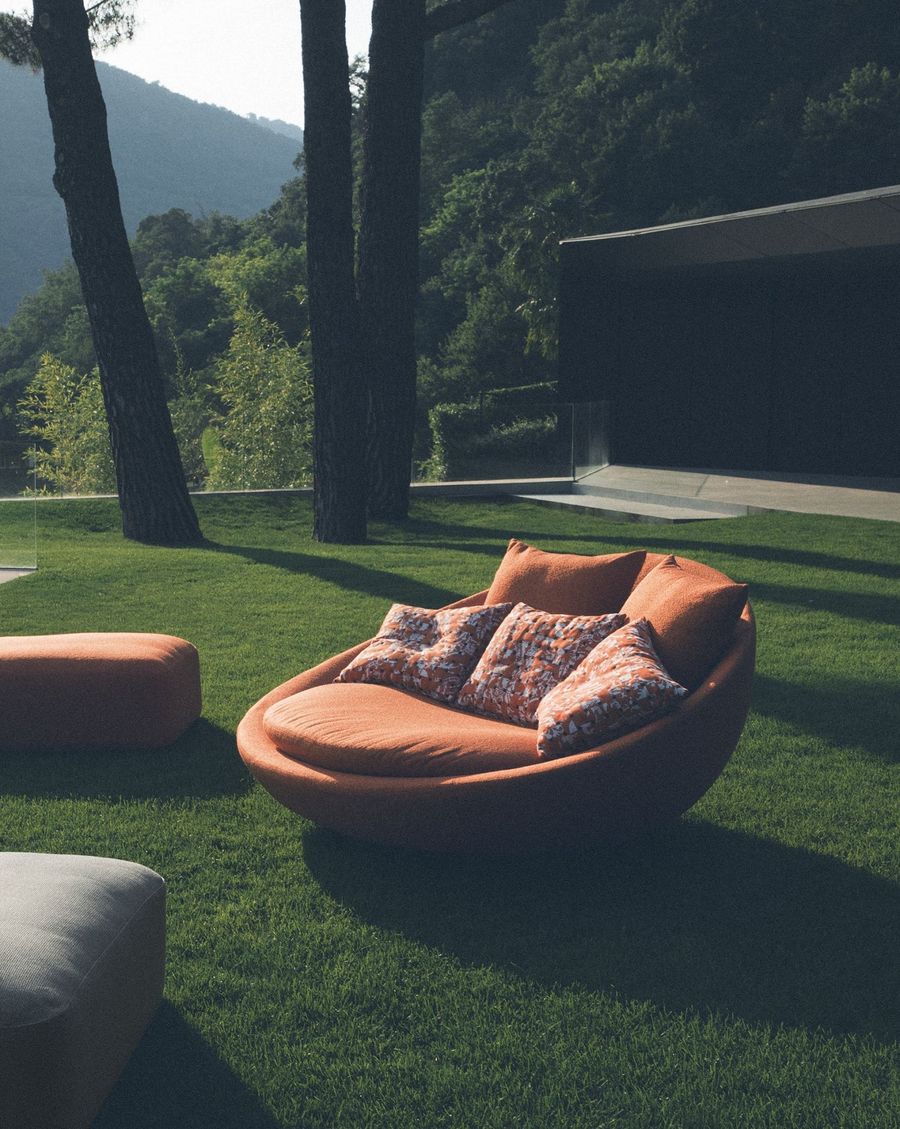 Дизайнерский диван Desiree Lacoon Island