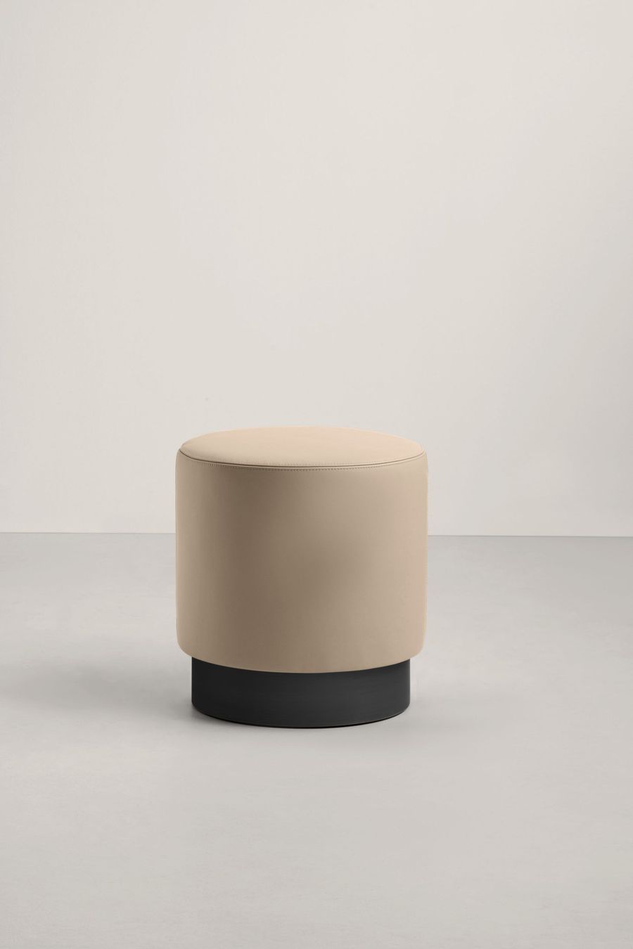 Стильный пуф Frag Clubby pouf dining FG49311