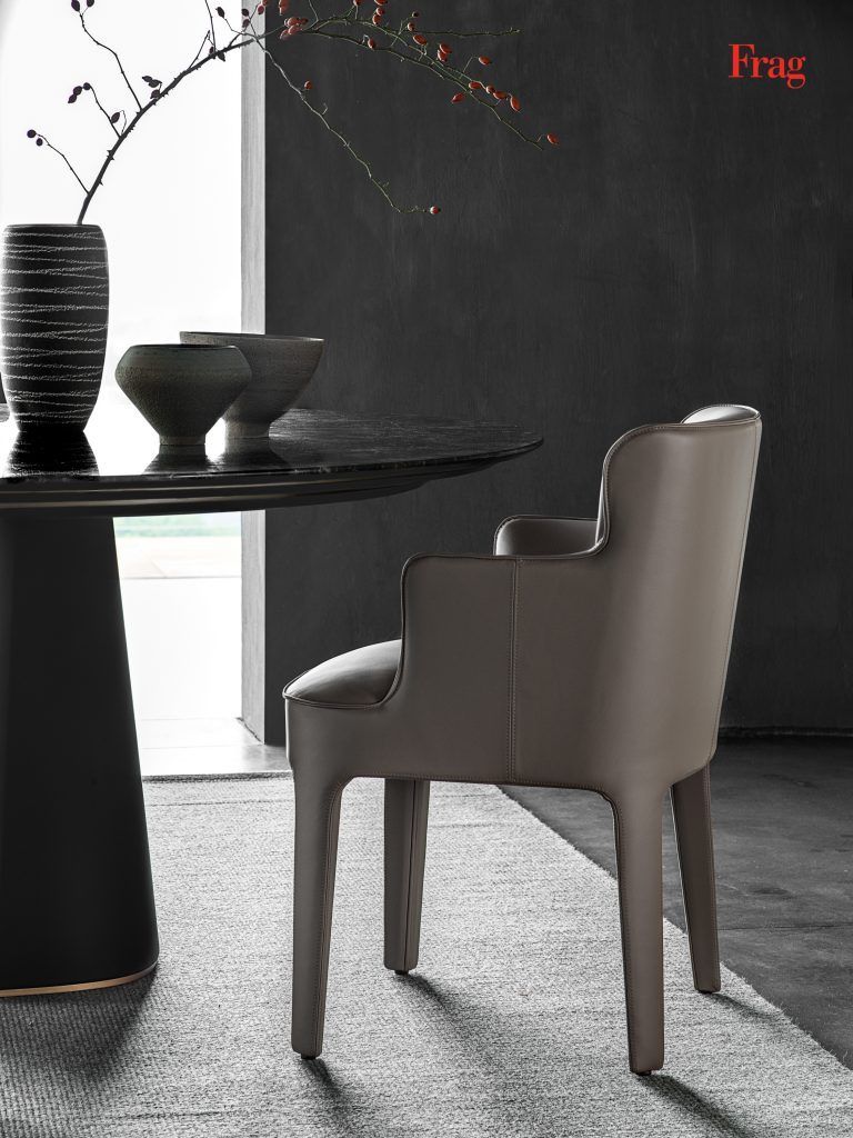 Стильный стул с подлокотниками Frag Public P FG50601