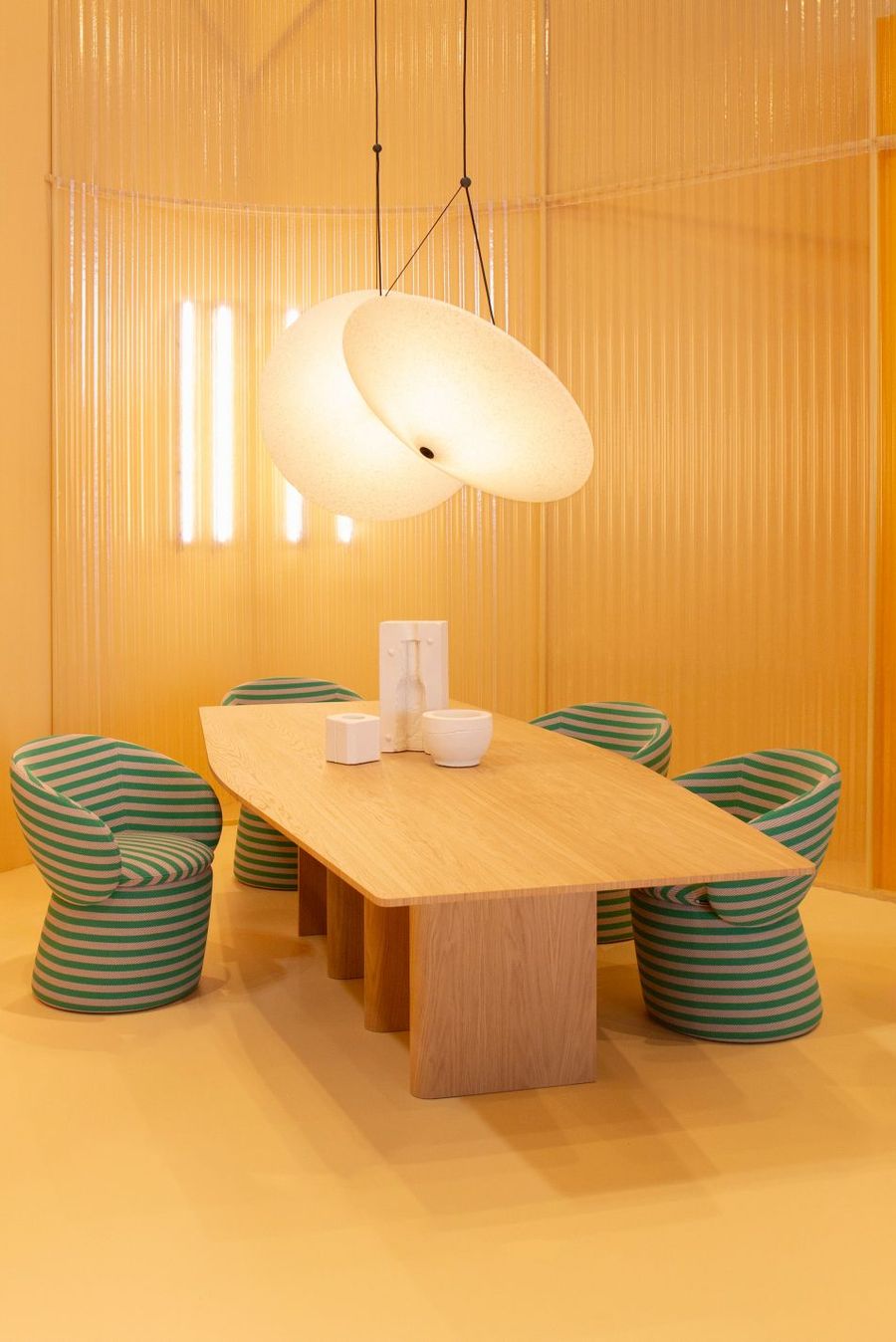 Дизайнерский стол Miniforms Nami